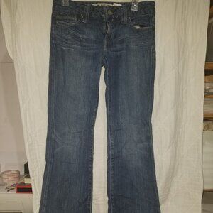 GAP Vintage Low Rise Boot Cut Jeans size 4 long.